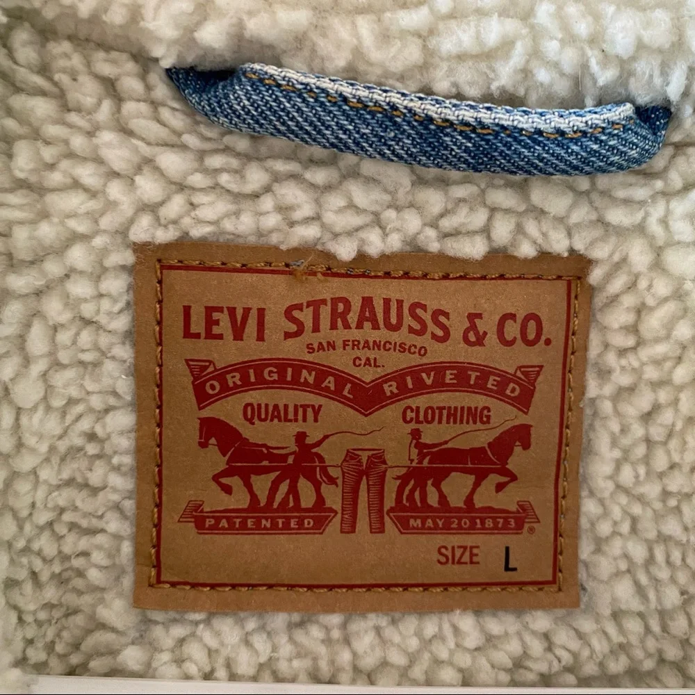 Levi’s Denim Jacket with Faux Fur Lining and Collar